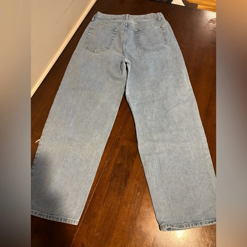 BDG by Urban Outfitters Distressed Light Blue Jeans - Picture 2 of 4
